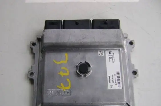 Renault Clio IV Engine control unit/module 237103302S 237105500R
