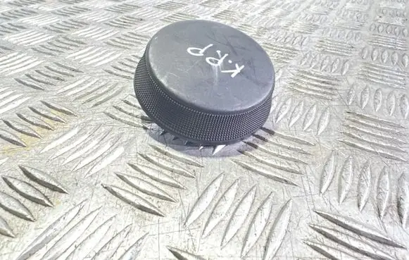 Mercedes-Benz C W204 Seat adjustment knob A2049190088