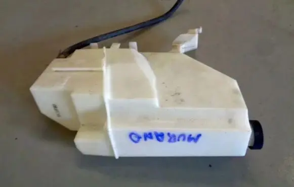 Nissan Murano Z51 Coolant expansion tank/reservoir