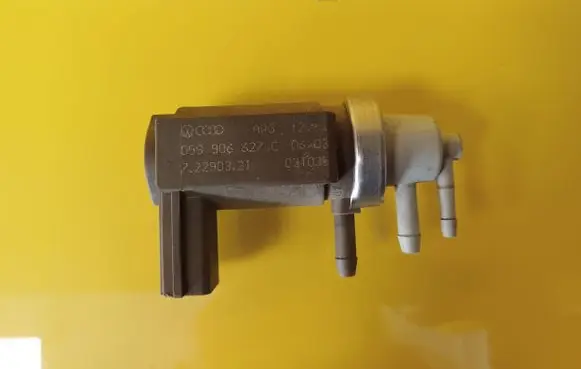 Audi A6 S6 C5 4B Turbo solenoid valve 059906627C