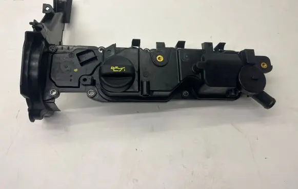 Peugeot 308 Rocker cam cover 9688939180