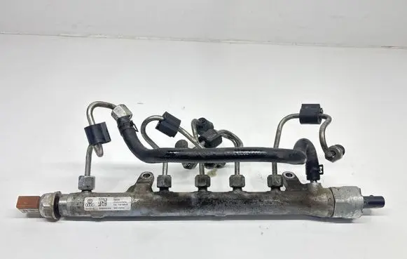 Volkswagen Golf VI Fuel main line pipe 03L130089B