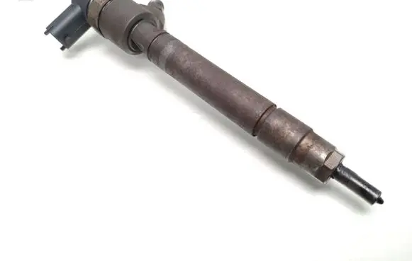 Volvo XC90 Fuel injector 30750283 0445110251