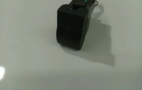 Mazda 3 I Other switches/knobs/shifts 03750390