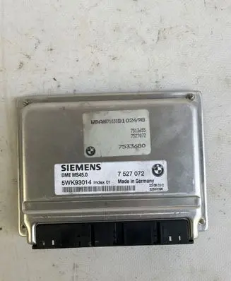 BMW 5 E60 E61 Engine control unit/module 7527072