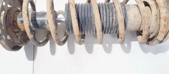 Volkswagen Golf III Rear coil spring