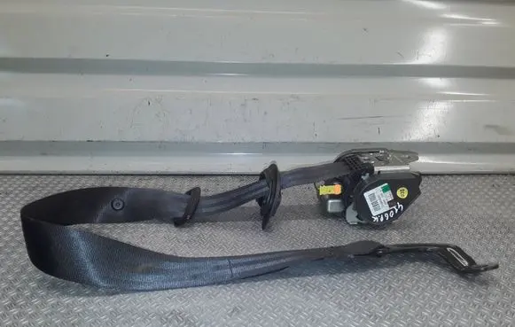 Volkswagen Golf Plus Front seatbelt 5M1857706B