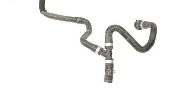 Volvo XC40 Engine coolant pipe/hose
