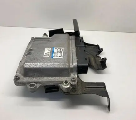 Mazda CX-5 II Engine control unit/module PYFA18881 E6TA0671HS PX42188K2A