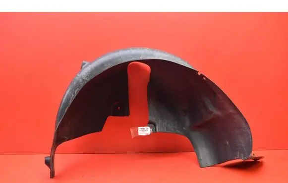 Rear arch fender liner splash guards