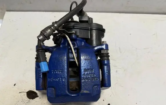 Rear brake caliper