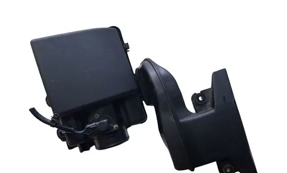 Air filter box