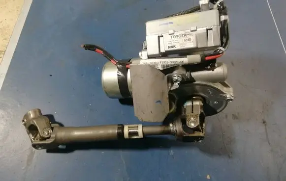 Toyota RAV 4 (XA30) Steering rack mechanical part F19010F020A00 F19010F020