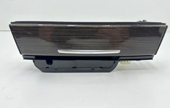 BMW 7 F01 F02 F03 F04 Car ashtray 9119317