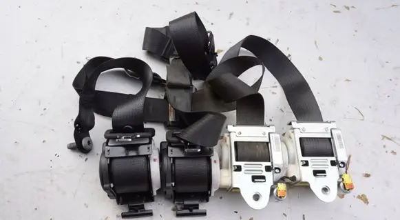 Chevrolet Captiva Front seatbelt