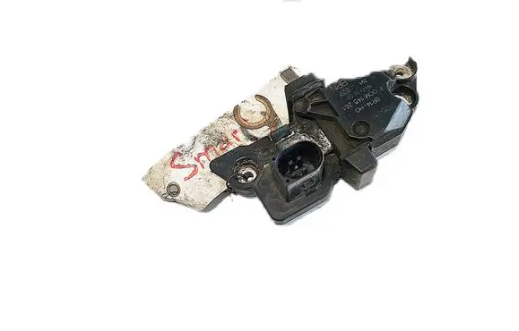 Volkswagen Golf IV Generator/alternator F00M145261