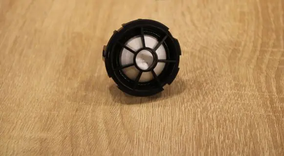 Front door high frequency speaker