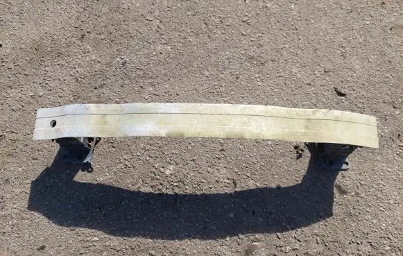 Audi A3 S3 A3 Sportback 8P Front bumper cross member 8P0807113B