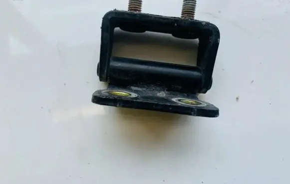 Hyundai Santa Fe Tailgate/trunk/boot hinge