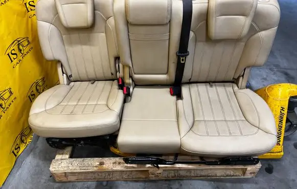 Mercedes-Benz GL X166 Rear seat 