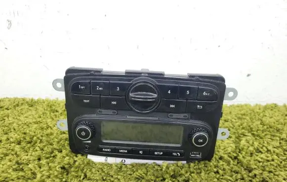 Smart ForFour II W453 Radio/CD/DVD/GPS head unit A4539009204