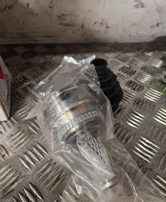 Audi 80 90 S2 B4 Driveshaft outer CV joint 893498099M PRJ025