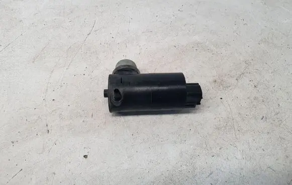 Toyota Avensis T270 Windscreen/windshield washer pump 30891 148561 080801A