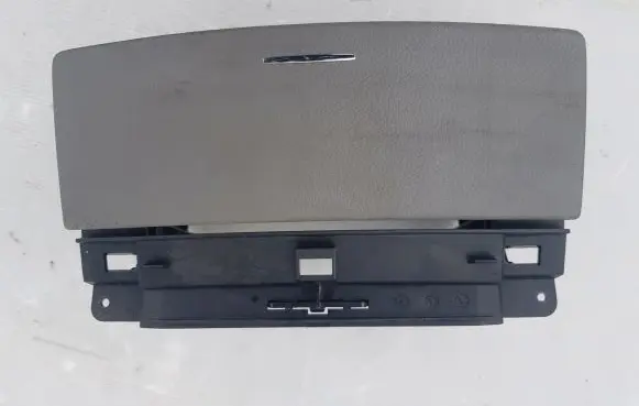 Mercedes-Benz S W221 Other center console (tunnel) element A2216800834