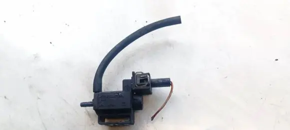 Valve vacuum