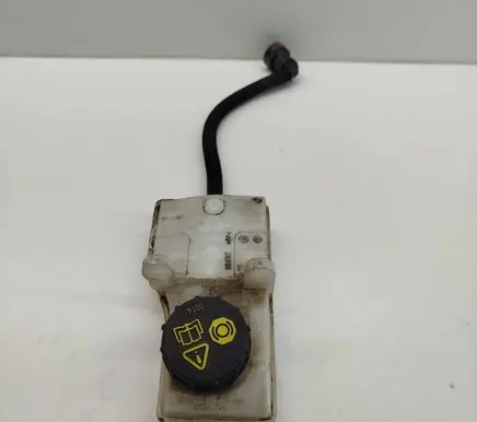 Ford Kuga II Clutch fluid reservoir/tank EV612K478AA