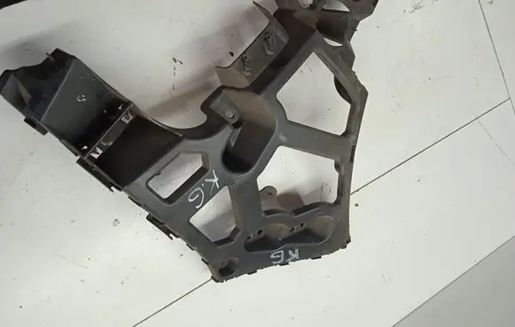 Renault Megane III Bumper support mounting bracket corner 850450006R