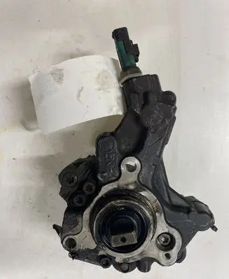 Citroen C5 Fuel injection high pressure pump 9424A000A