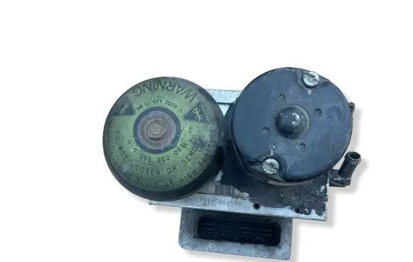 Mercedes-Benz E W211 ABS Pump 0265960013