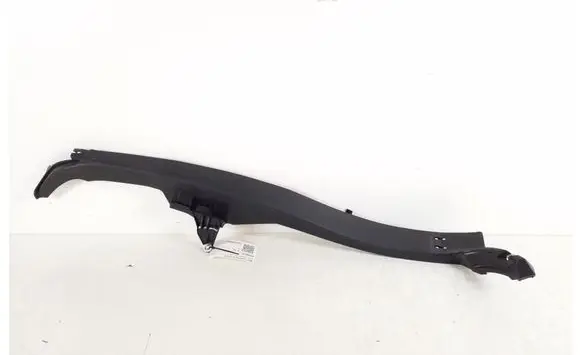 (D)pillar trim (top)