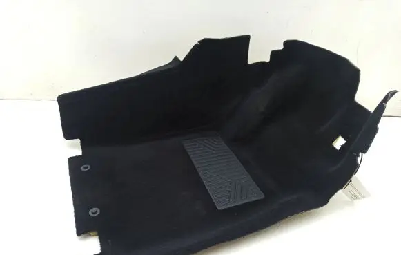 Mercedes-Benz R W251 Front floor carpet liner A2516803840