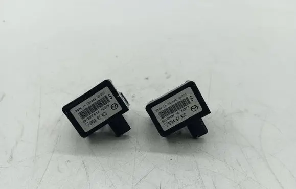 Mazda CX-7 Airbag deployment crash/impact sensor GP9A57KC0 12212010 697DB88F1B
