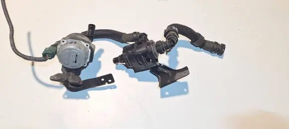 Nissan Qashqai Webasto circulation pump for autonomous heater 21580HV90A 0641001550 212001517R