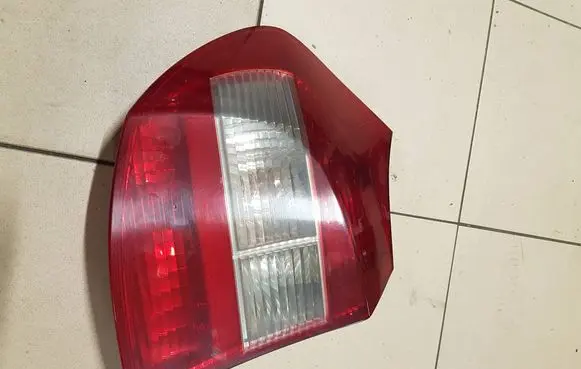 BMW 1 E81 E87 Rear/tail lights 6924501