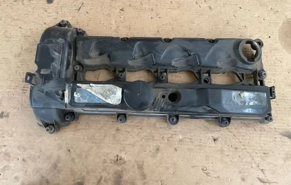 Mercedes-Benz E W212 Rocker cam cover A6510100230