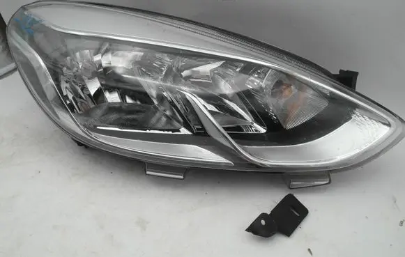 Ford Fiesta Headlight/headlamp H1BB13W029AE