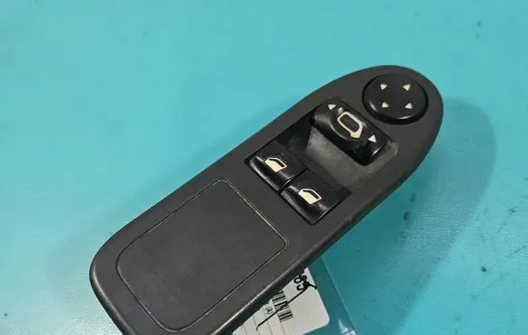 Electric window control switch