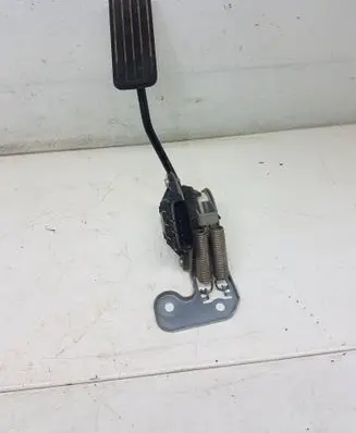 Subaru Outback Accelerator throttle pedal 36010AG061 1988000180