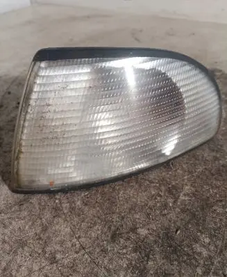 Audi A4 S4 B5 8D Front indicator light F02182111S