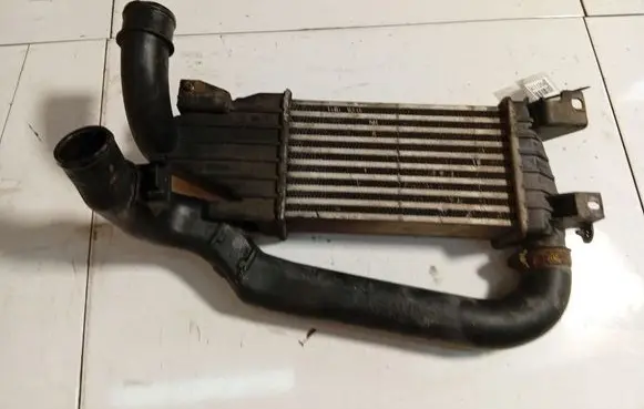 Opel Astra H Intercooler radiator 