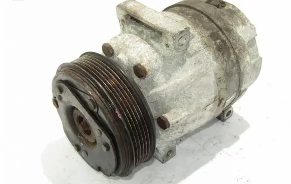 Renault Scenic I Air conditioning (A/C) compressor (pump) 7700105765