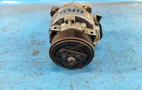 Mitsubishi Outlander Air conditioning (A/C) compressor (pump) 7813A618