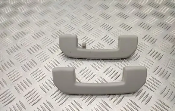 Peugeot Traveller A set of handles for the ceiling 