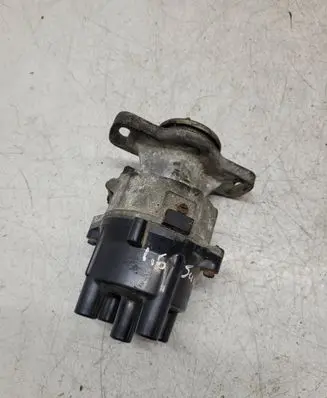 Nissan Sunny Spark distributor D4R86051903