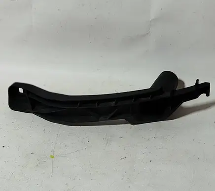 Volkswagen Jetta V Front bumper mounting bracket 1K0807889B