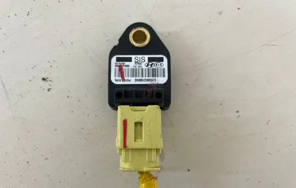 KIA Ceed Airbag deployment crash/impact sensor 959202H000